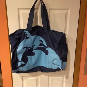 Sea World Duffle bag. Never been used